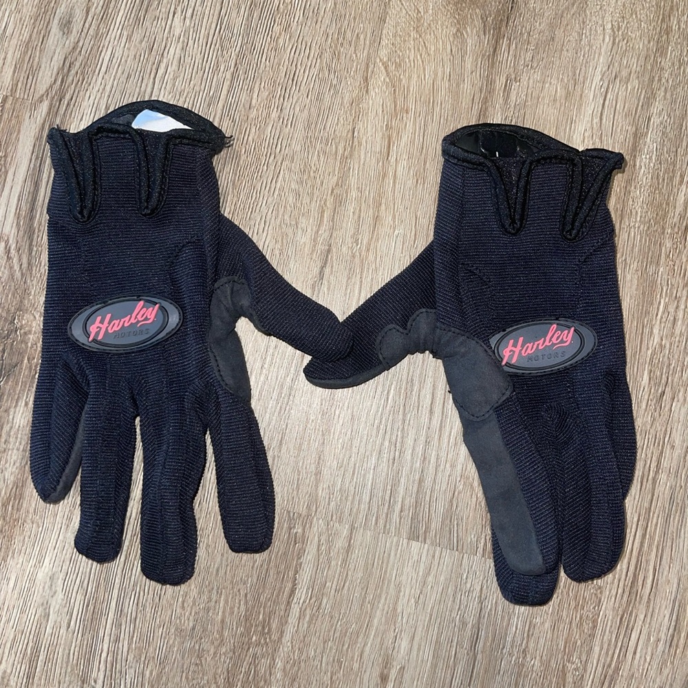 🥰 SOLD on ♏️ercari🥰 Harley Davidson women’s gloves size large brand new